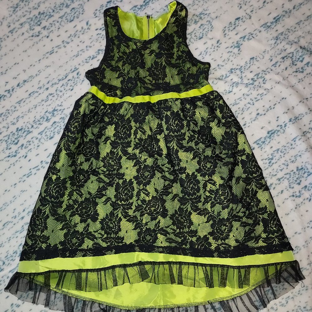 Disney D Dress Size M 6/7